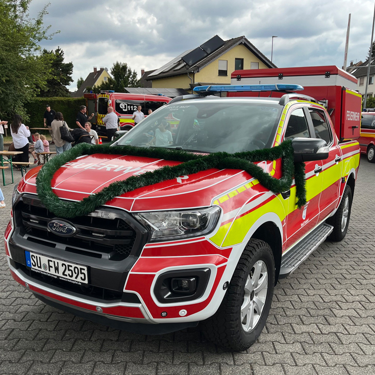 Neues Mehrzweckfahrzeug (MZF) für die Feuerwehr Troisdorf